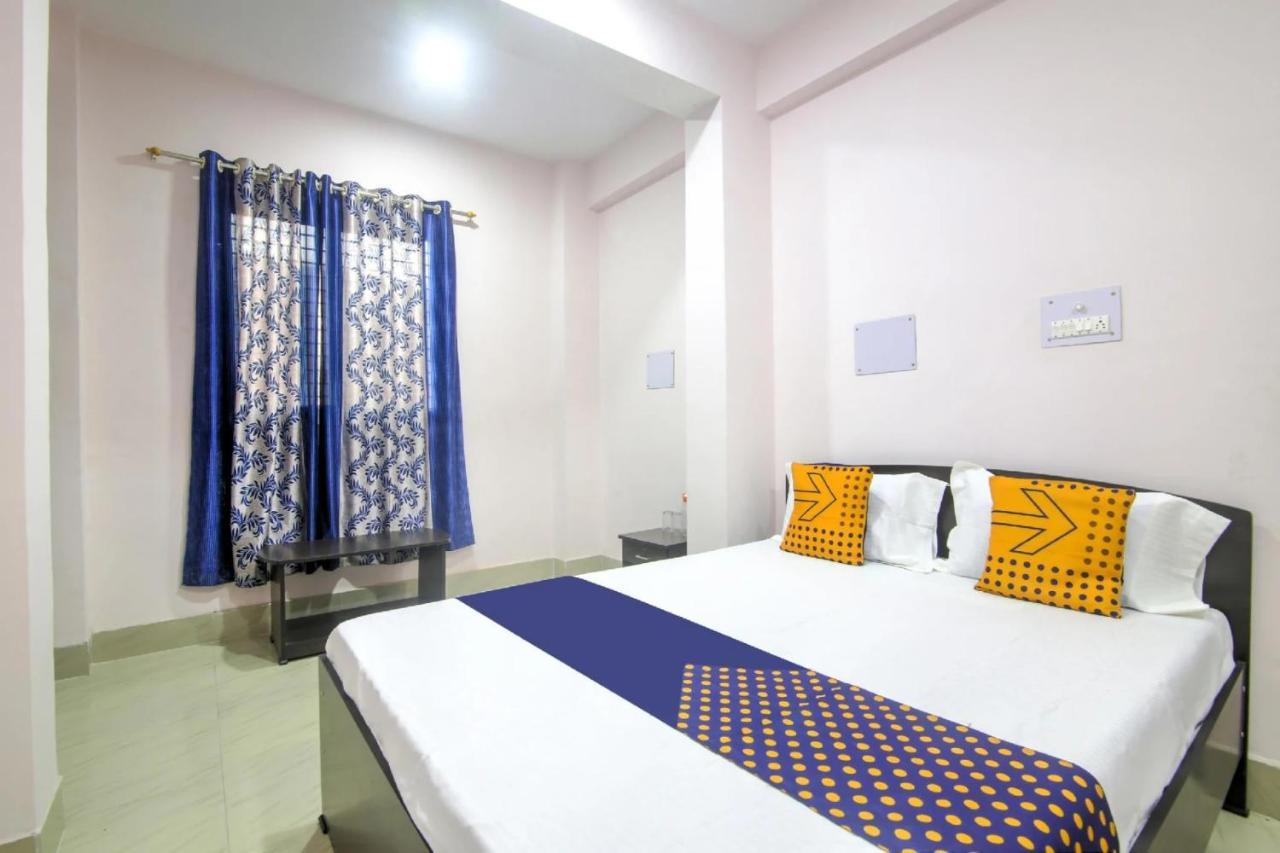 Raison Hotel Jamshedpur Esterno foto